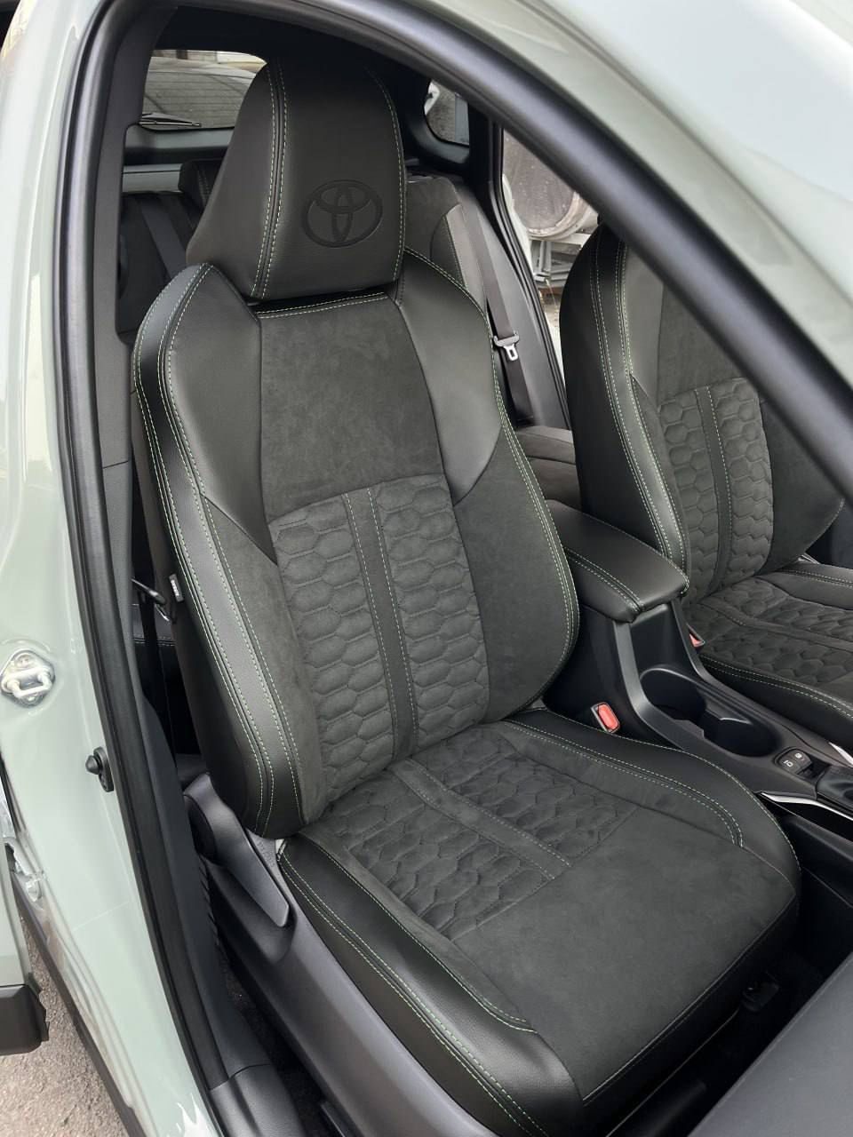 Toyota black — ECO leather and alcantara